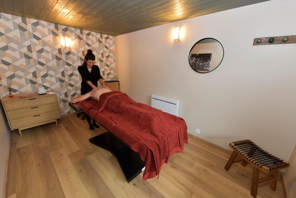 Bulle Hirondelle Hotel Quarre-les-Tombes ภายนอก รูปภาพ